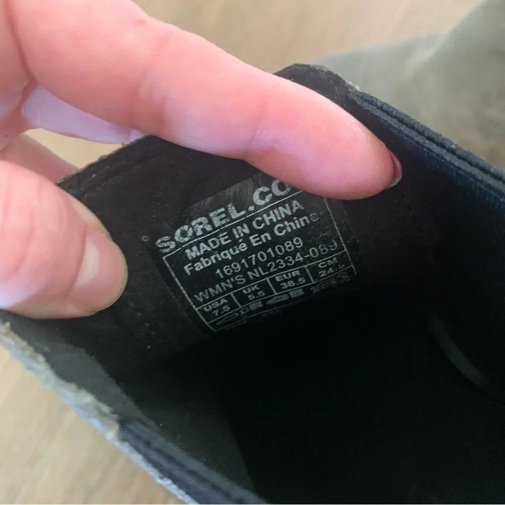 Sorel Brown Leather Wedge Booties Size 7.5